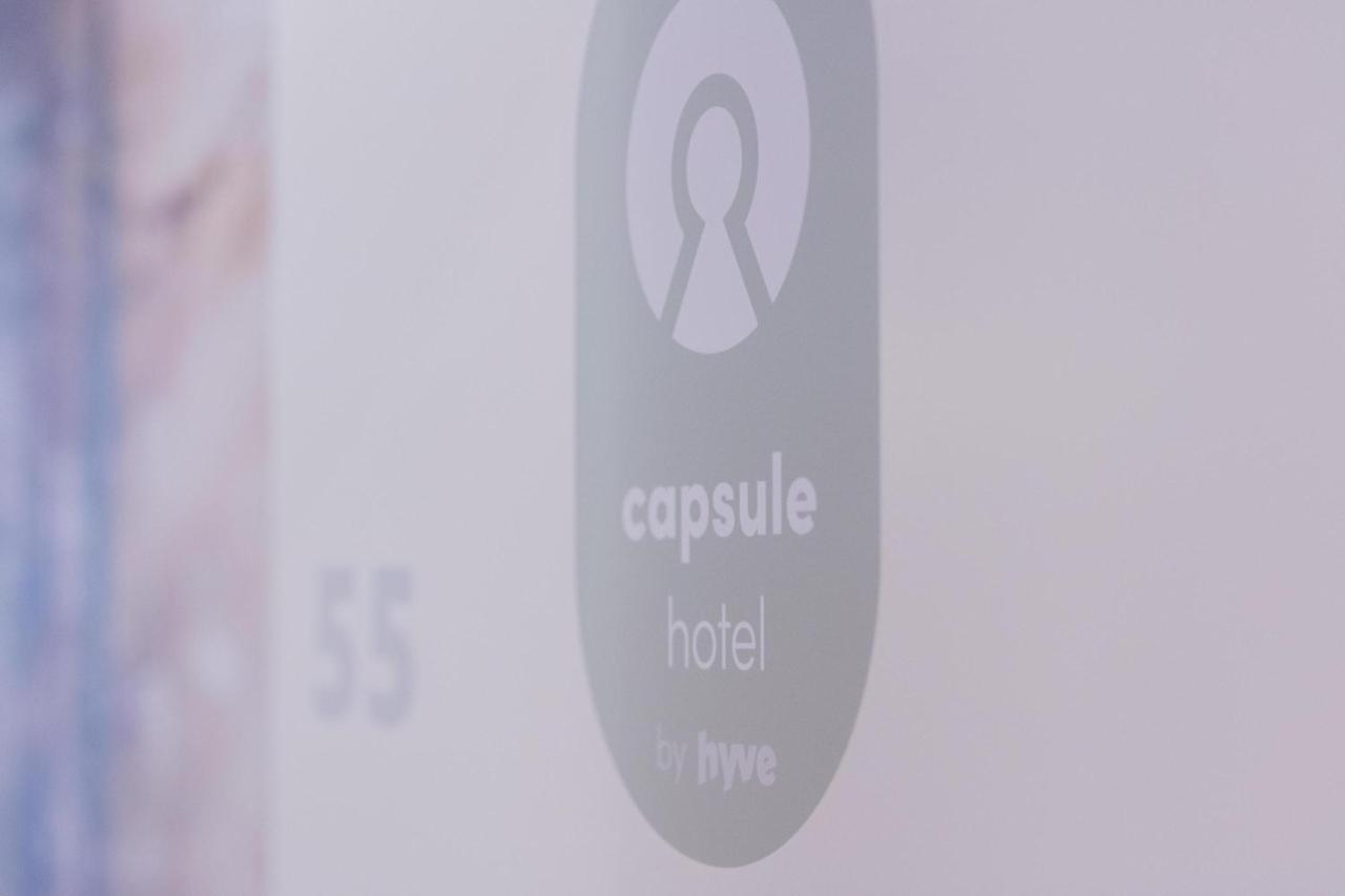 Capsule Hotel By Hyve Базель Екстер'єр фото